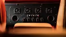 Land Rover Defender Legend Motor 