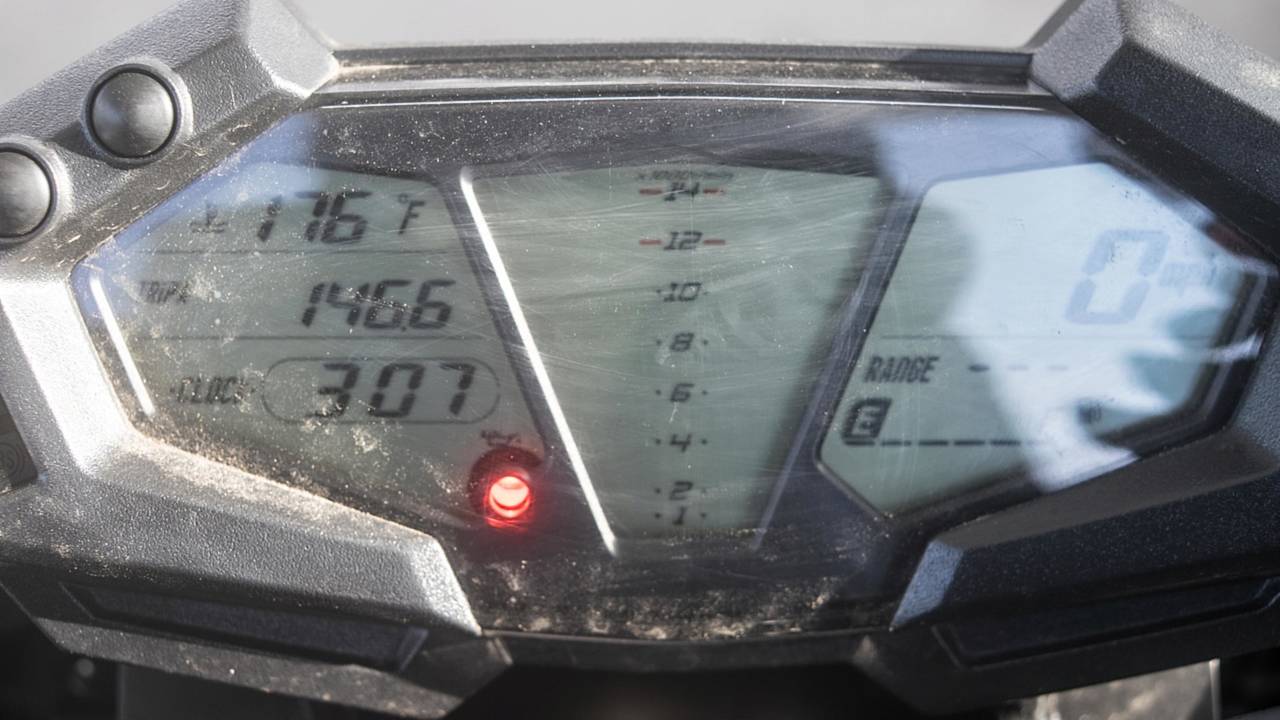 A Month with the 2016 Kawasaki Z800 - Full Review