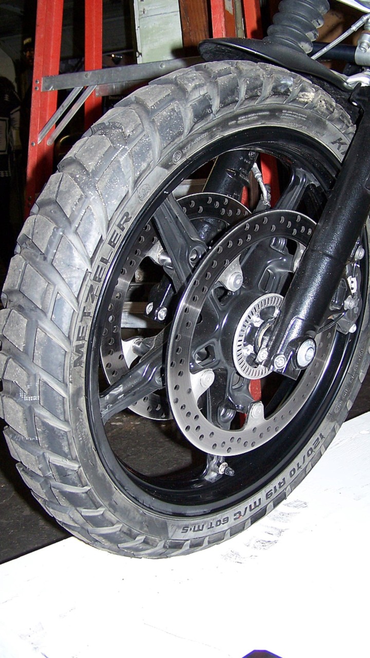 19 Alloy wheels DP tires