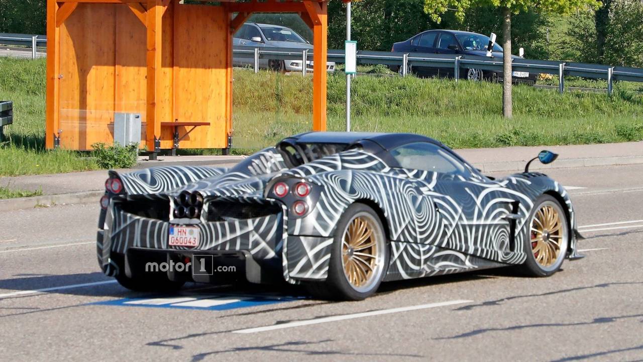 Фотографии родстера Pagani Huayra BC