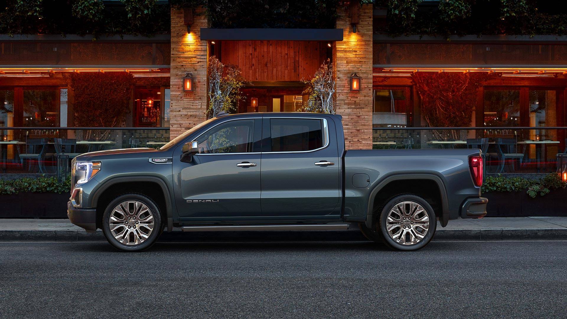 Entry-Level 2019 GMC Sierra 1500 Spied Looking Quite ... Entry-Level 2019 GMC Sierra 1500 Spied Looking Quite ...