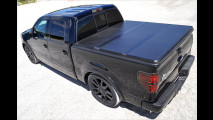 Pick-up rennt 240 km/h