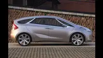 Kia Rondo als Erlkönig
