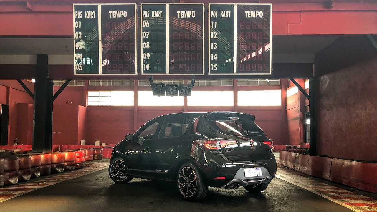 Sandero RS e Civic Si