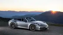 2020 Porsche 911 Convertible Fan Render