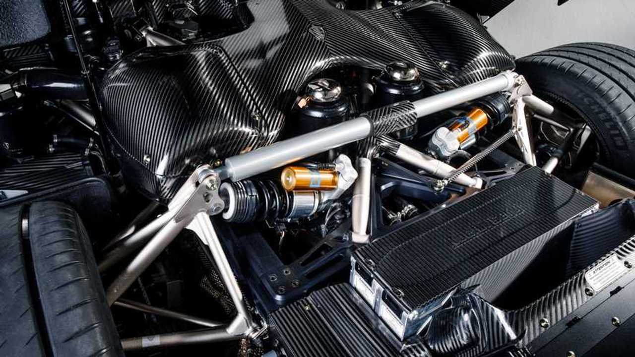 Koenigsegg Regera con carrocería 100% de fibra de carbono
