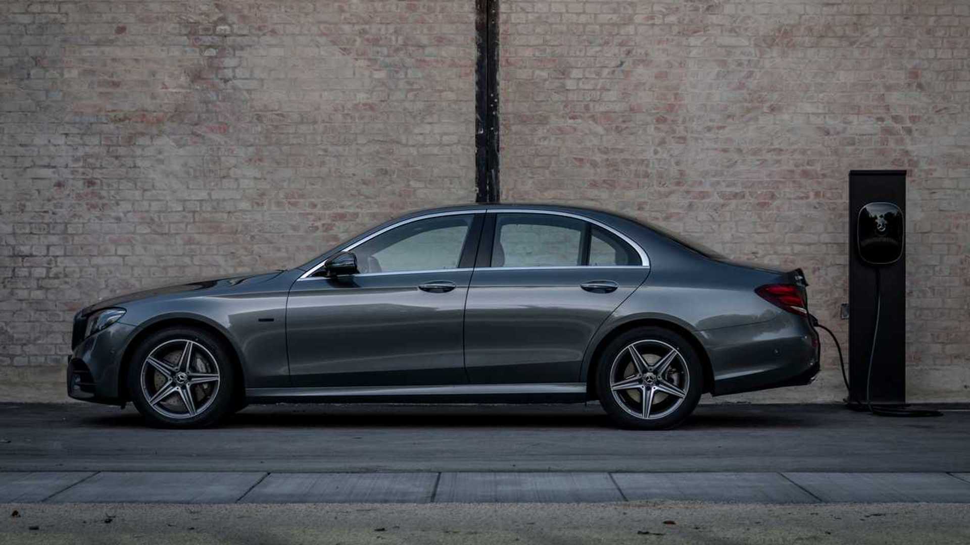 19 Mercedes Benz E 300 E Motor1 Com Photos