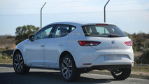2016 SEAT crossover mule spy photo