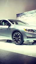 Volvo S60 Cross Country at 2015 NAIAS