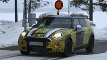 2016 MINI Clubman spy photo