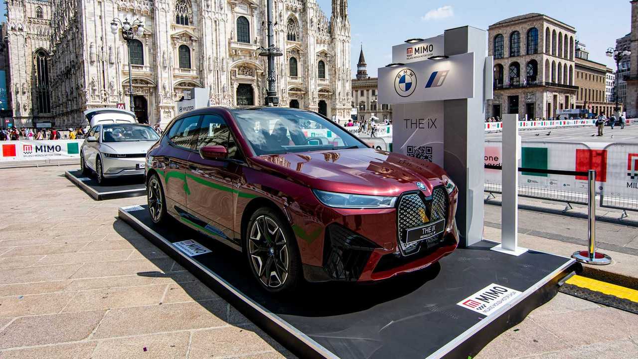 BMW iX na MIMO 2021
