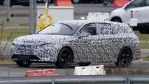 Nouvelle génération Peugeot 308 voiture espion photo (trois quarts avant)