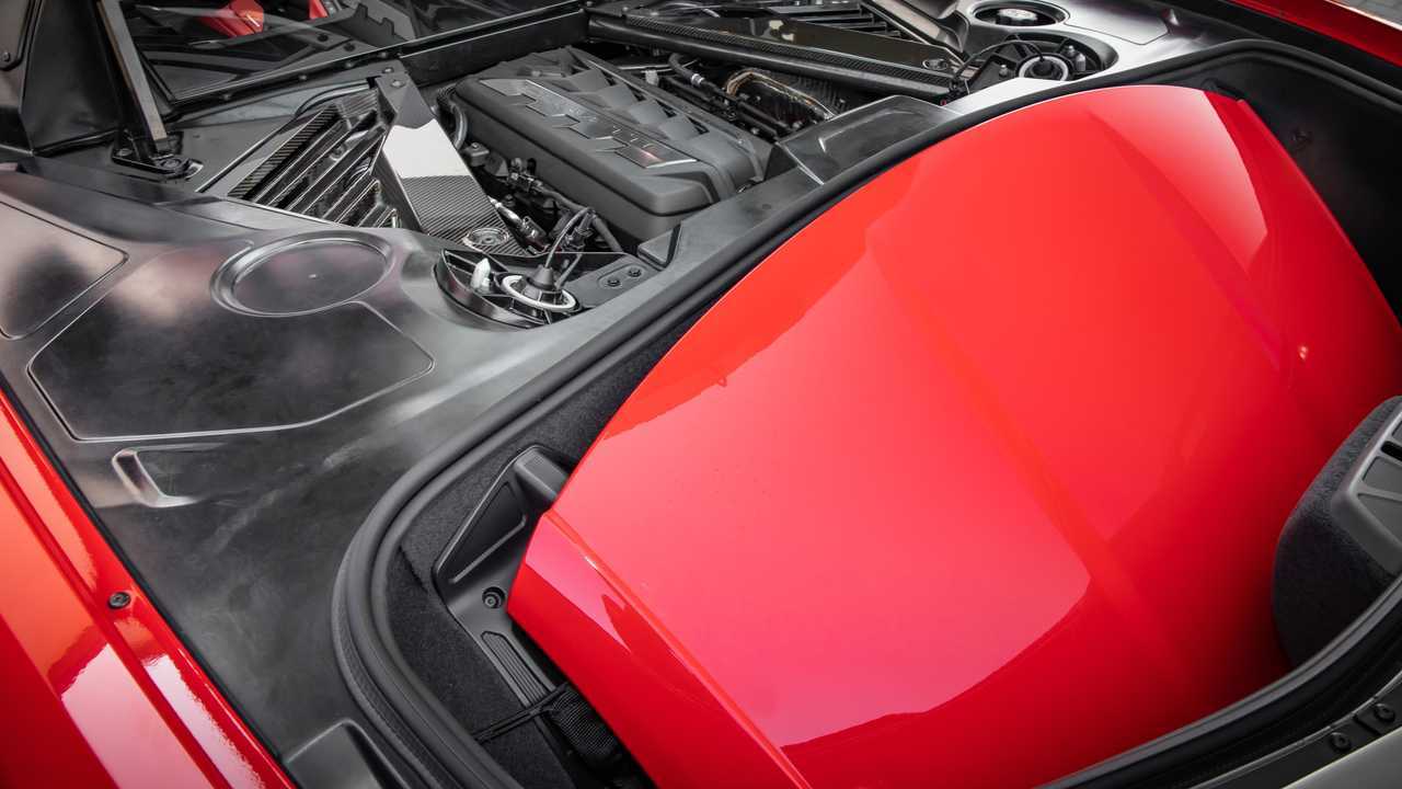 Chevrolet Corvette Stingray C8 (2021) - Prova su strada - Foto