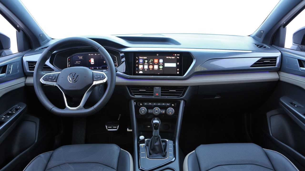 Comparativo: Jeep Compass S vs. Toyota Corolla Cross XRX Hybrid vs. VW Taos Launch Edition