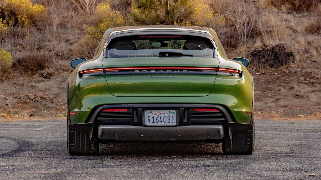 2021 Porsche Taycan 4S Cross Turismo