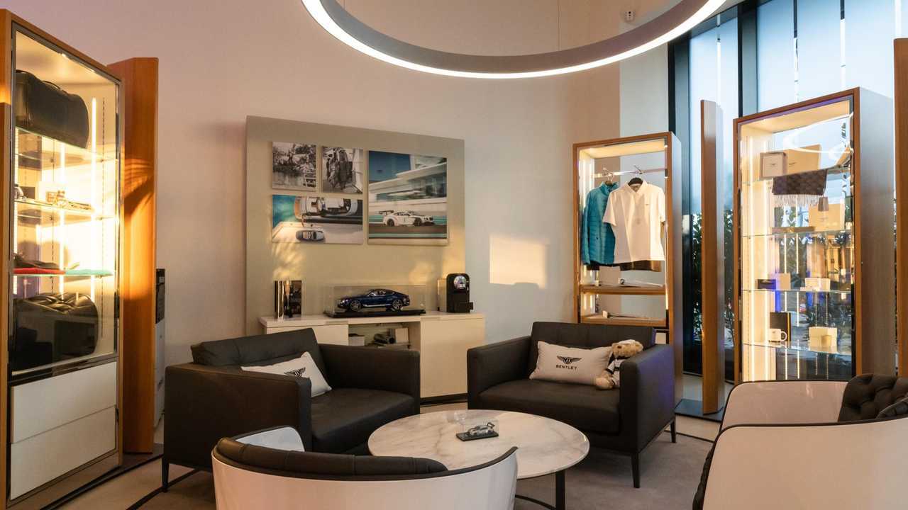 Bentley Milano Showroom 2