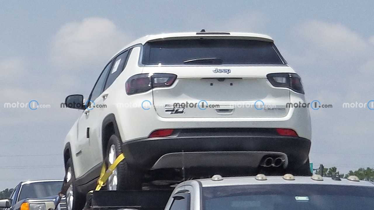 Jeep Compass Hybrid Retroview Spy Photo