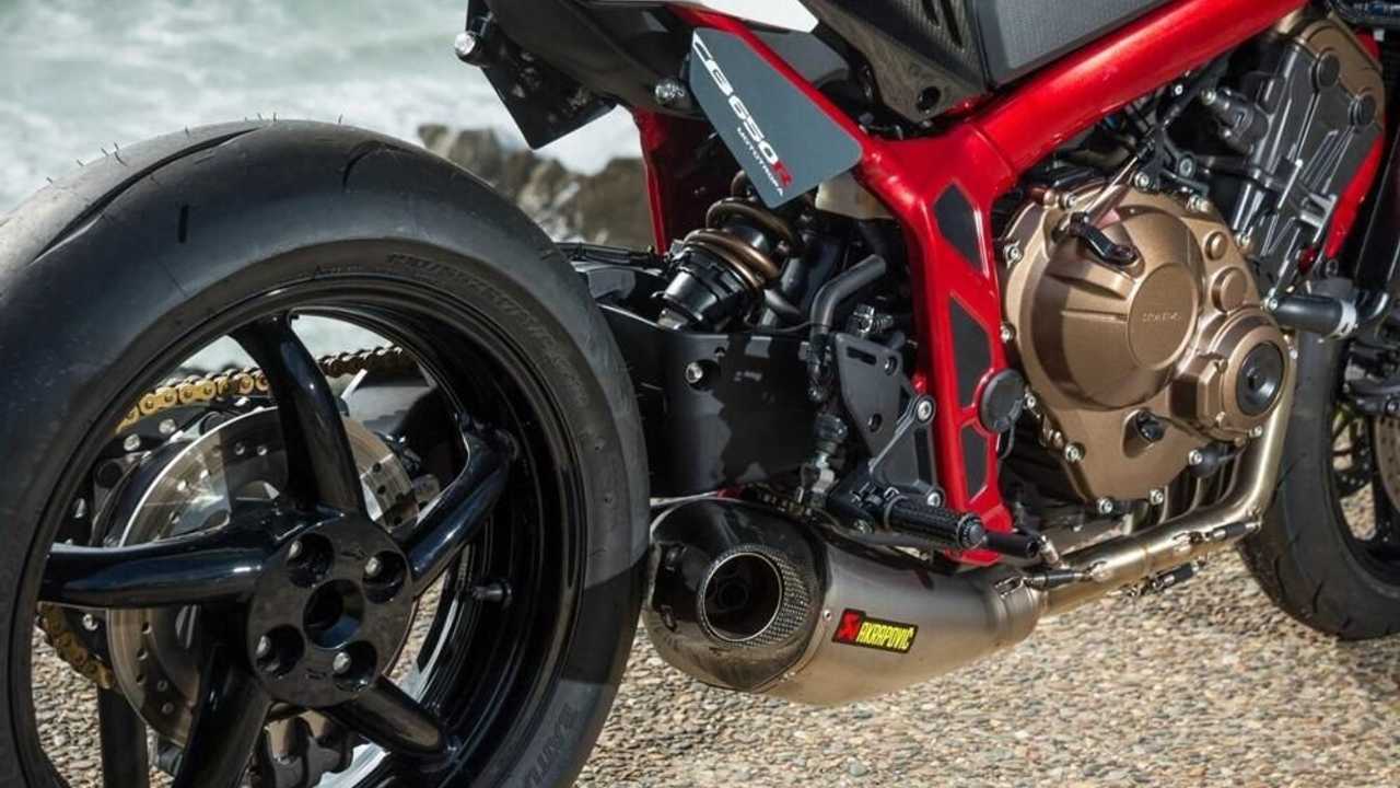 Fenix: Honda CB650R 2021