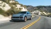 Quartier extérieur avant du Porsche Cayenne Turbo GT 2022