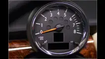 Model im Mini-Rolls