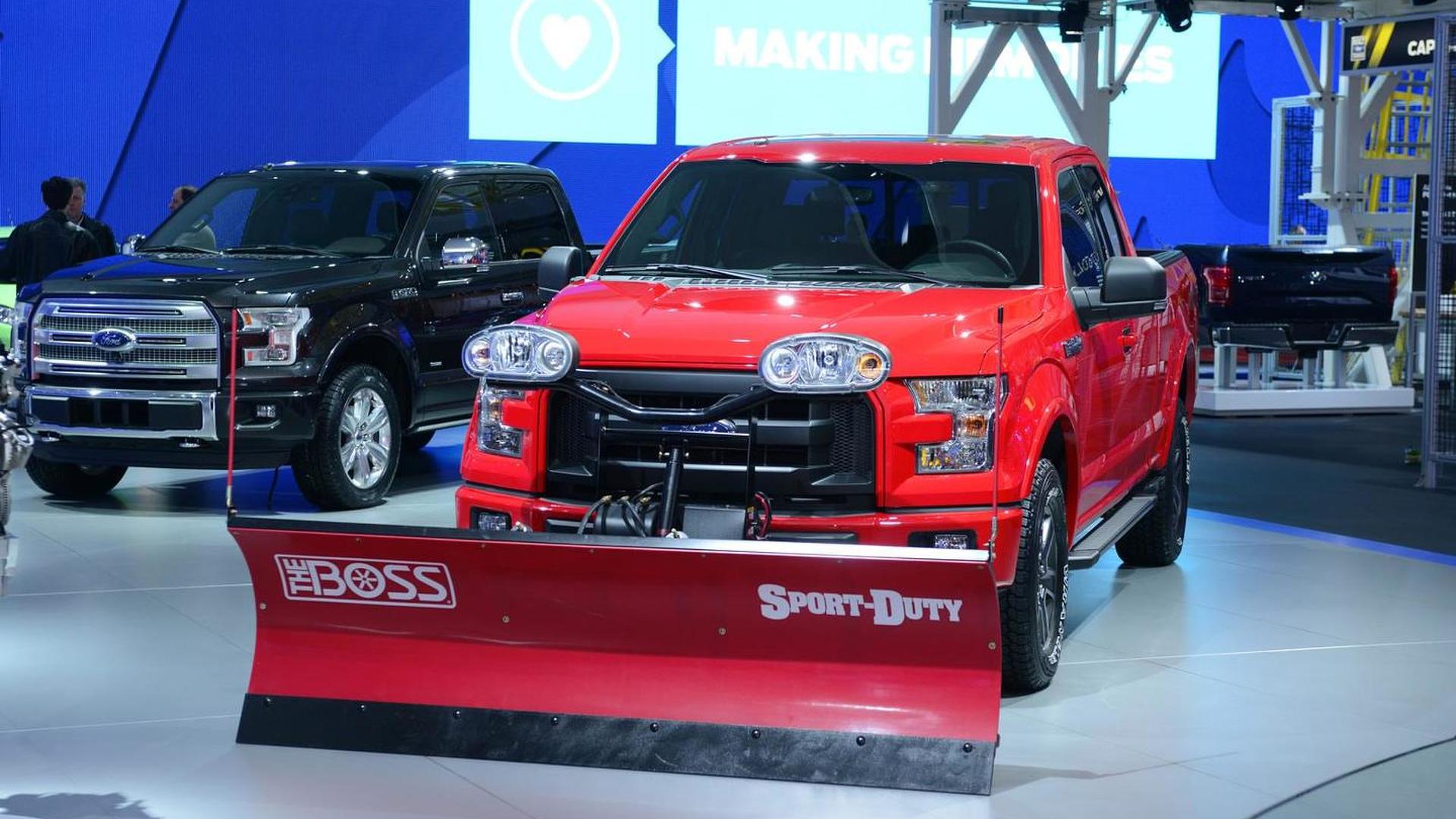 Ford Shows Off The 2015 F 150 In Chicago With A Snow Plow