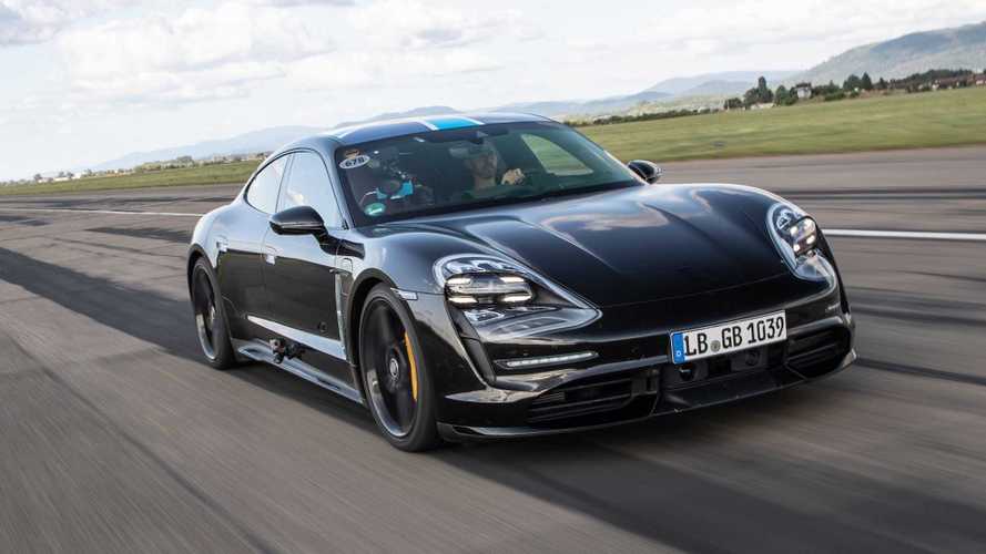 Porsche Taycan, presentazione ufficiale il 4 settembre in streaming