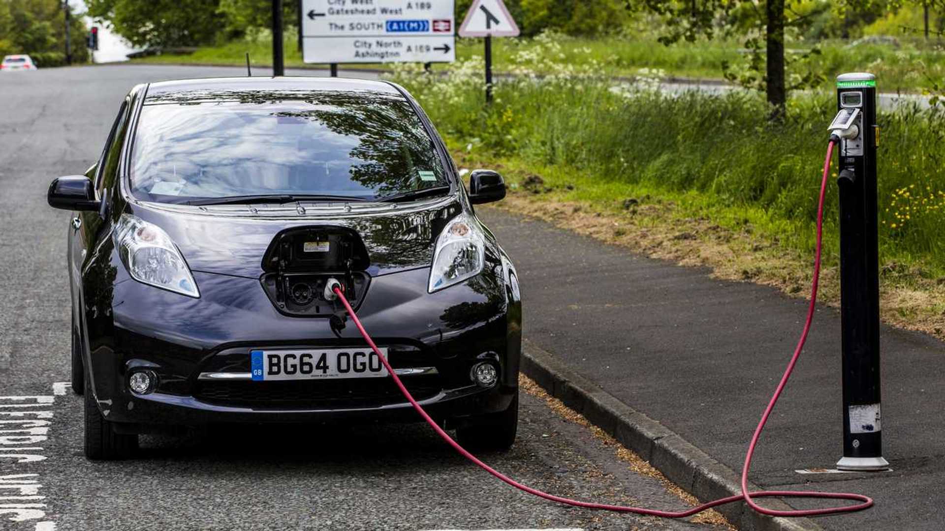 Elektrik Nissan Leaf Newcastle Upon Tyne İngiltere'de Åarj
