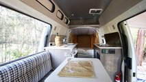 Toyota Hiace Bus 4x4 camper van 2013