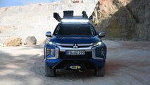 Mitsubishi L200 Mobile Kitchen Front