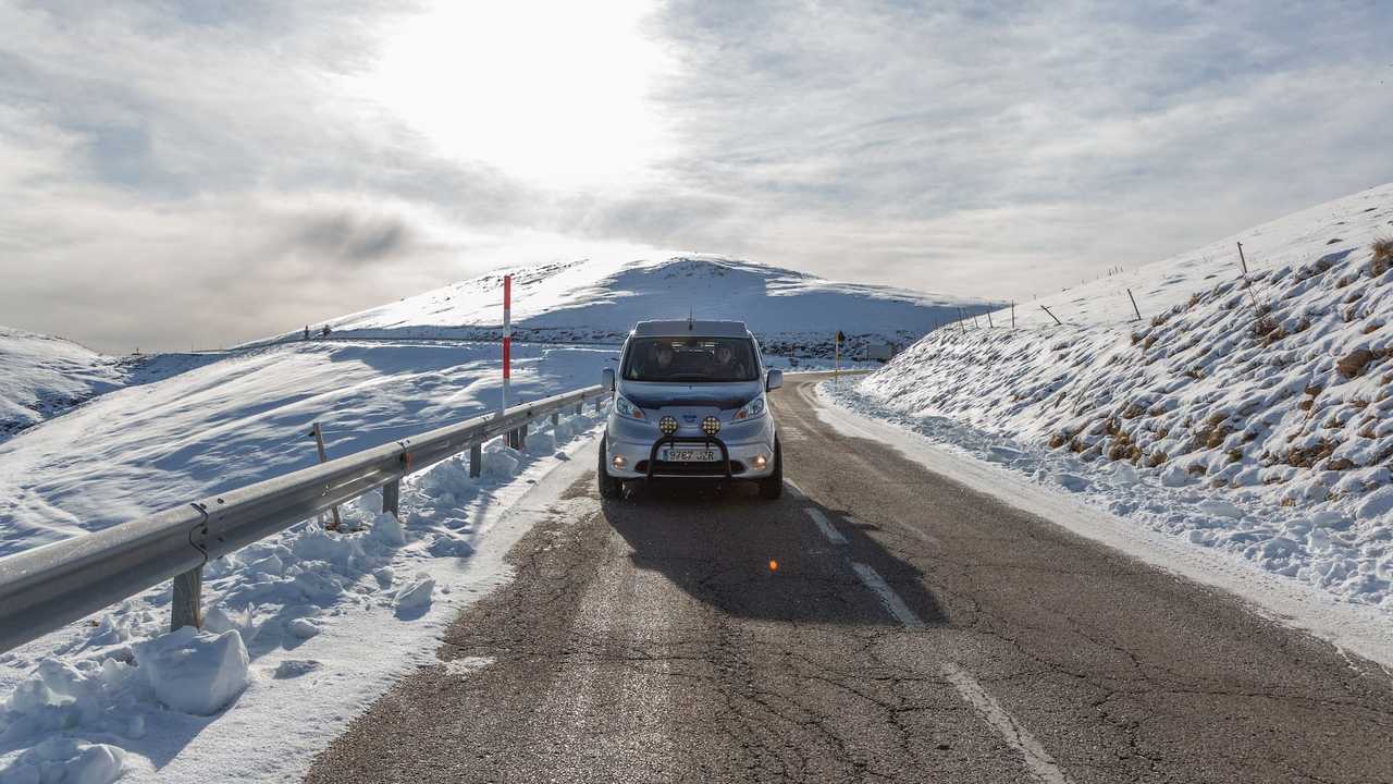 Nissan e-NV200 Winter Camper concept