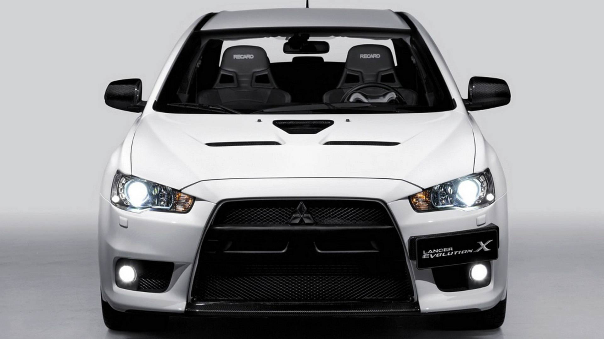 https://cdn.motor1.com/images/mgl/7yo4W/s1/mitsubishi-lancer-evo-x.jpg