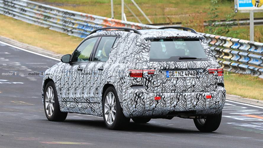 Mercedes-Benz GLB-Class Spy Shots