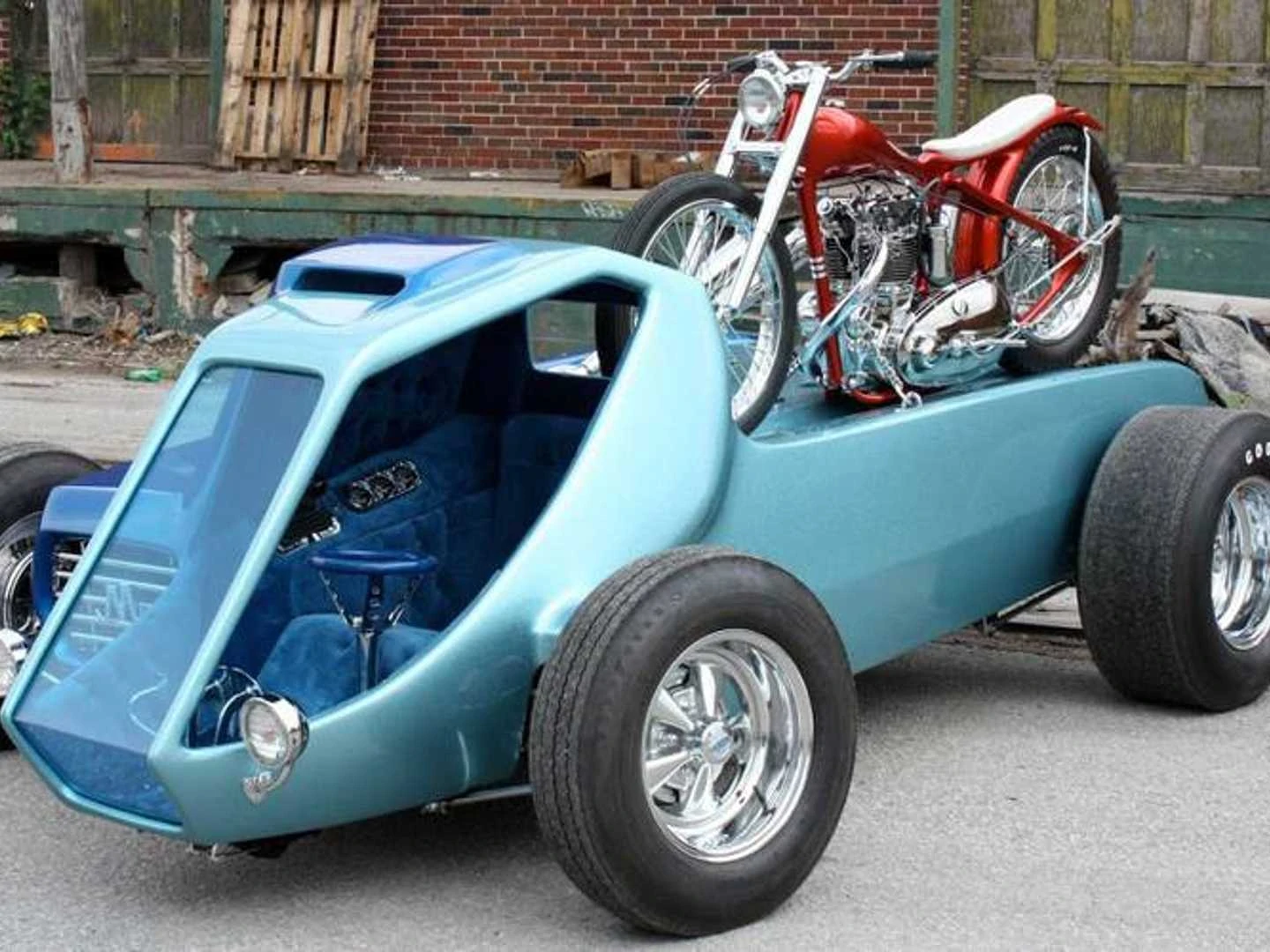 Cycleweird Short: Big Daddy Ed Roth's Mega Cycle