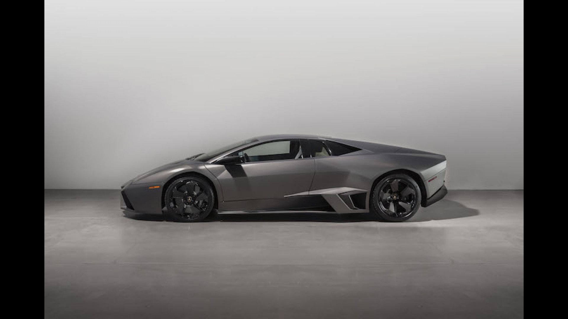 Rare Lamborghini Reventon Hitting the Auction Block at $1.2 Million