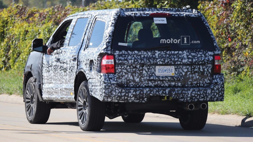 Lincoln Navigator Casus Fotoğrafları