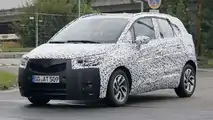 2017 Opel Meriva spy photo