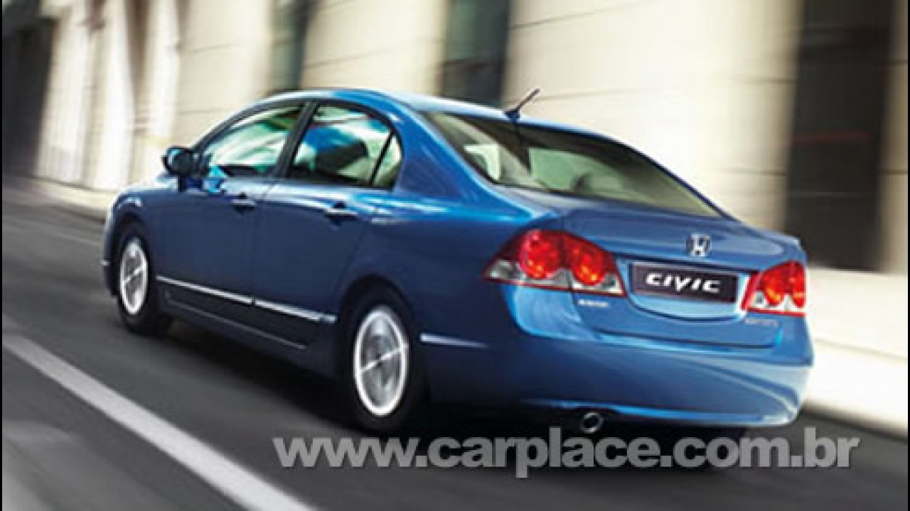 Honda New Civic híbrido tem dianteira e traseira com visual diferente na Itália