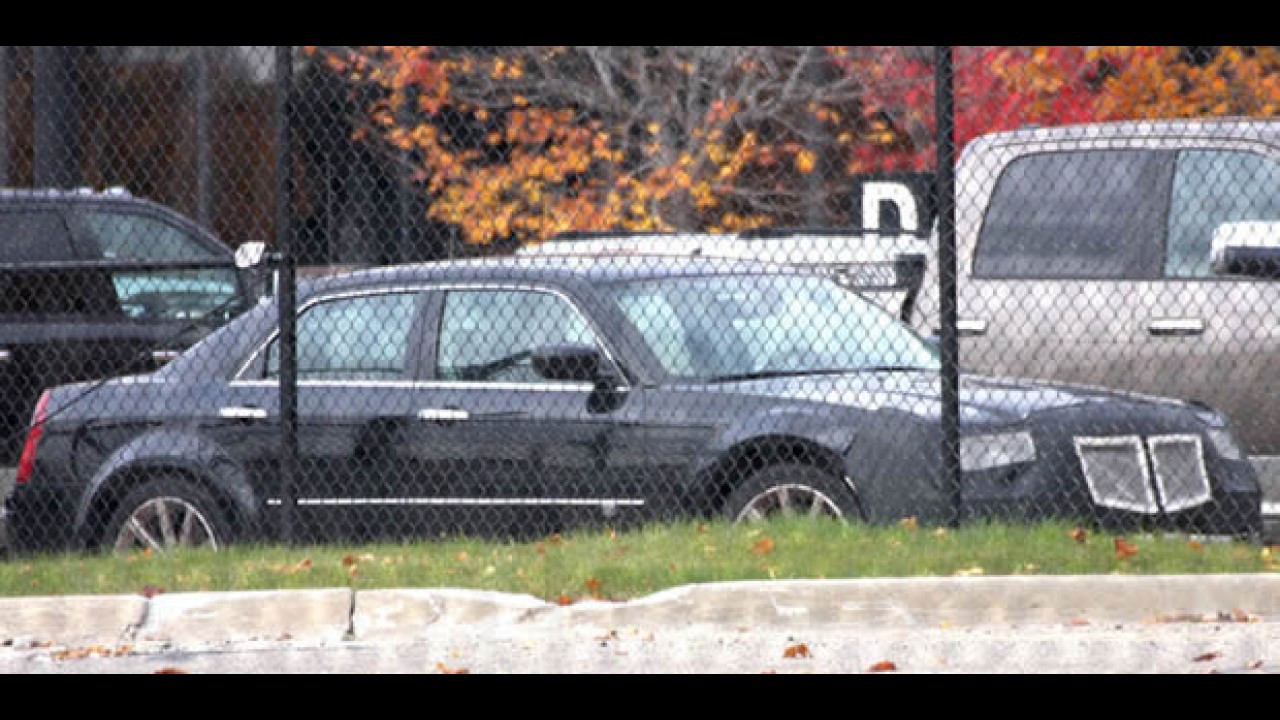 Chrysler 300C receberá atualização em breve