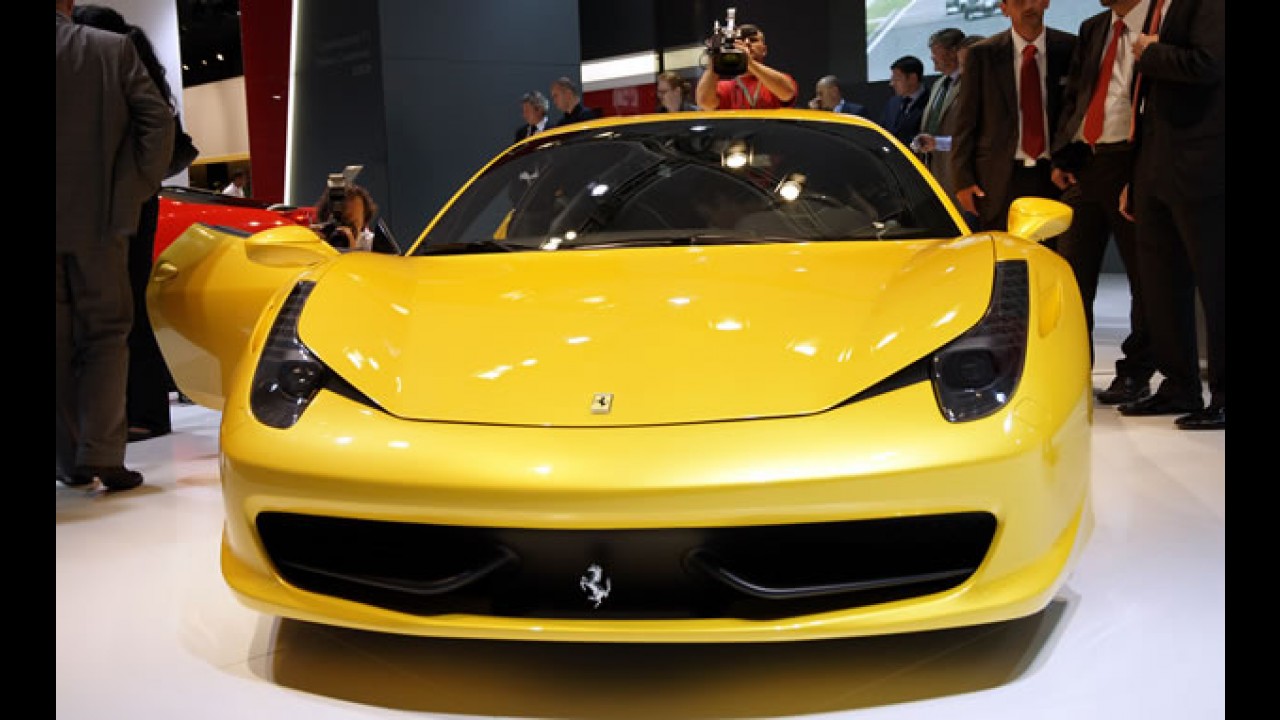 Salão de Frankfurt: Nova Ferrari 458 Italia - Veja fotos em alta resolução da apresentação oficial