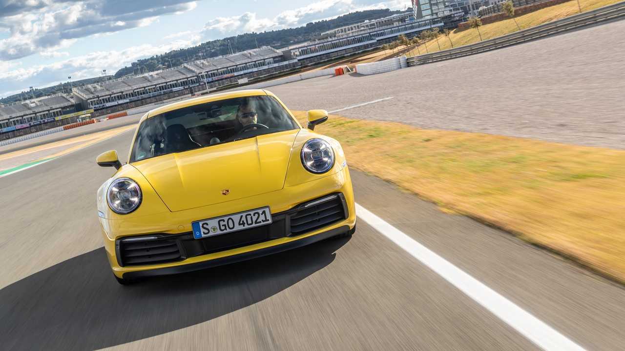 Porsche 911 (992) 2019, prueba en circuito