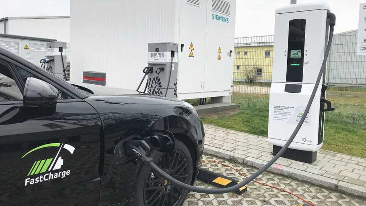 Colonnina di ricarica FastCharge in Germania