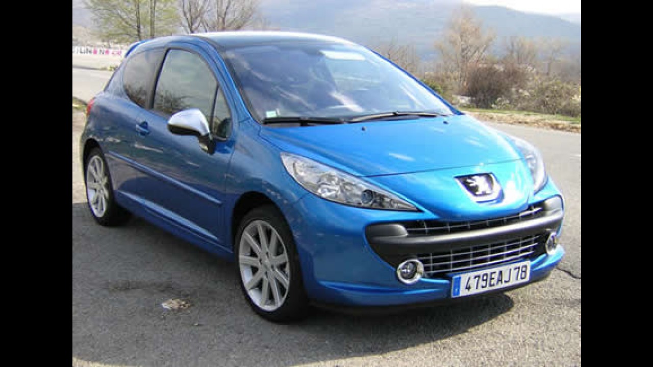 Peugeout 207 - RC - O europeu esportivo 1.6 com 175 cv