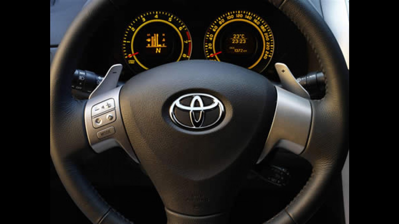 Conheça o novo Toyota Corolla que chega ao Brasil entre maio e junho de 2008