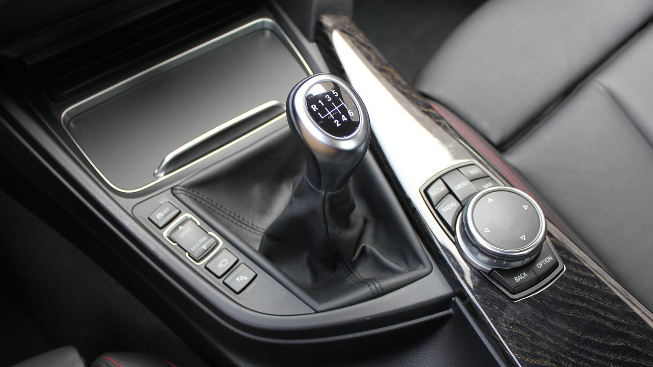 2016-bmw-340i-review-photo
