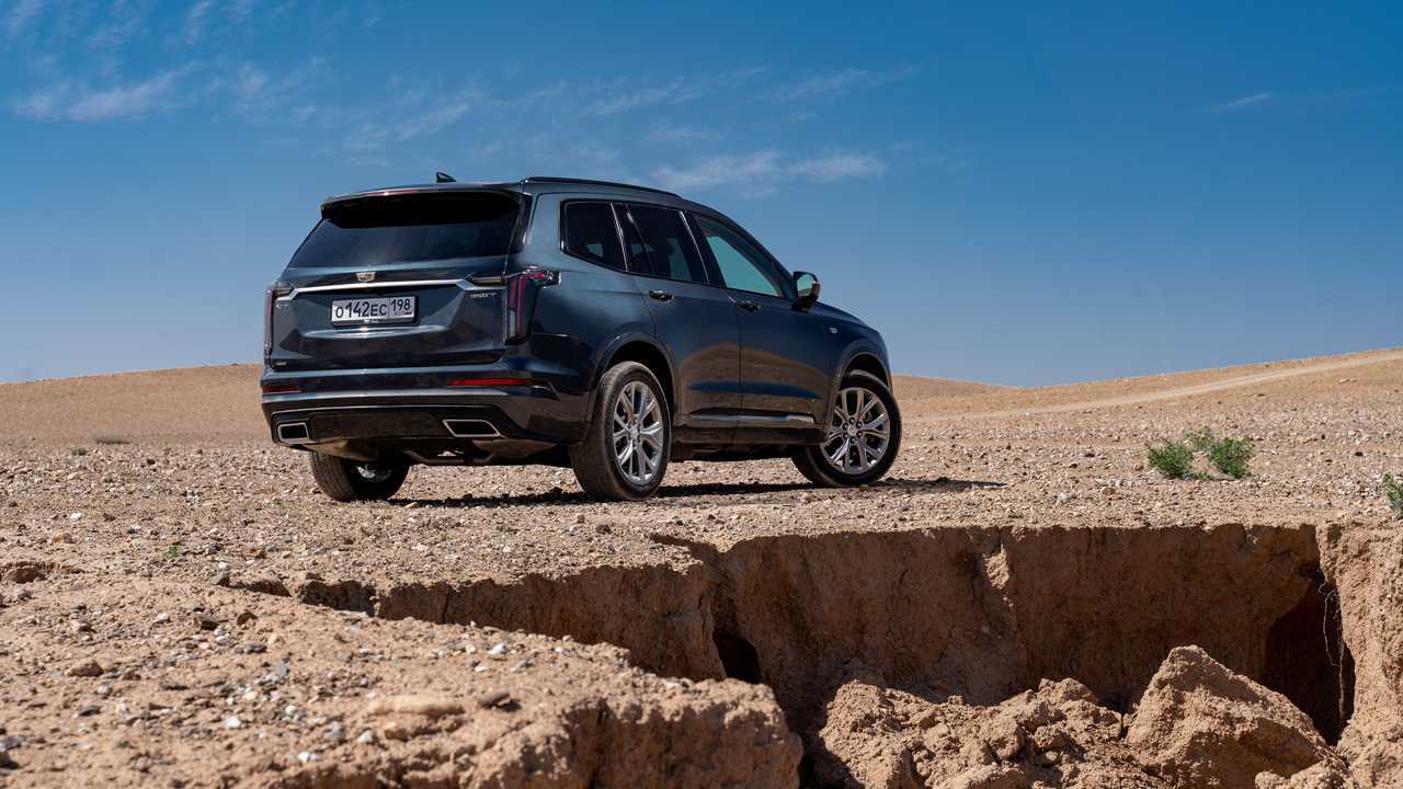 Cadillac XT6