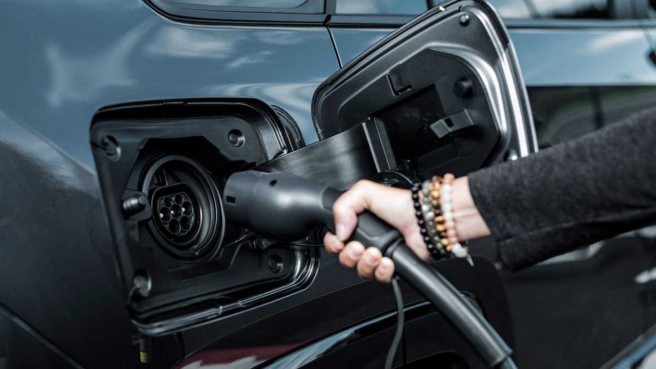 Toyota RAV4 Plug-in Hybrid (2020) im Test