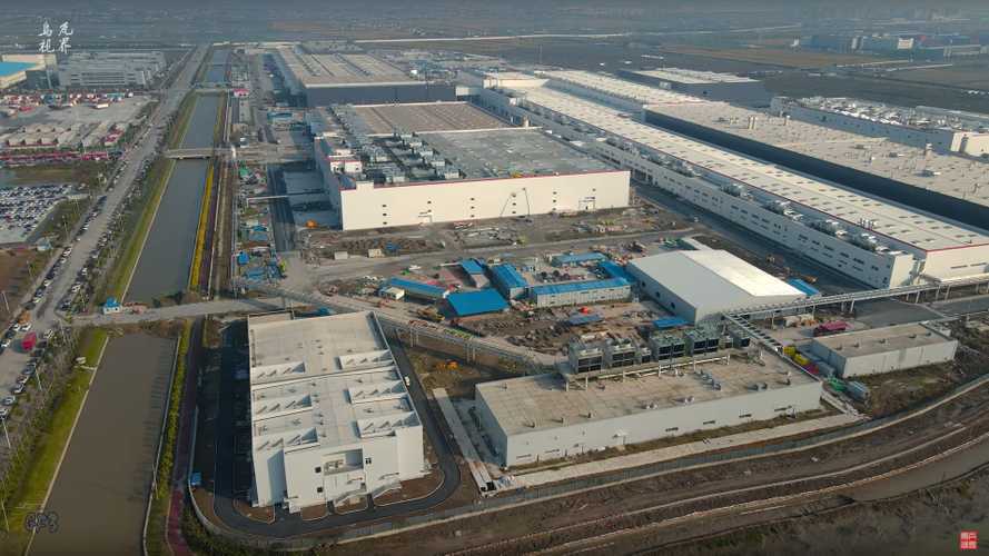 MIC Tesla Model Y Prototypes Spotted At Giga Shanghai Again