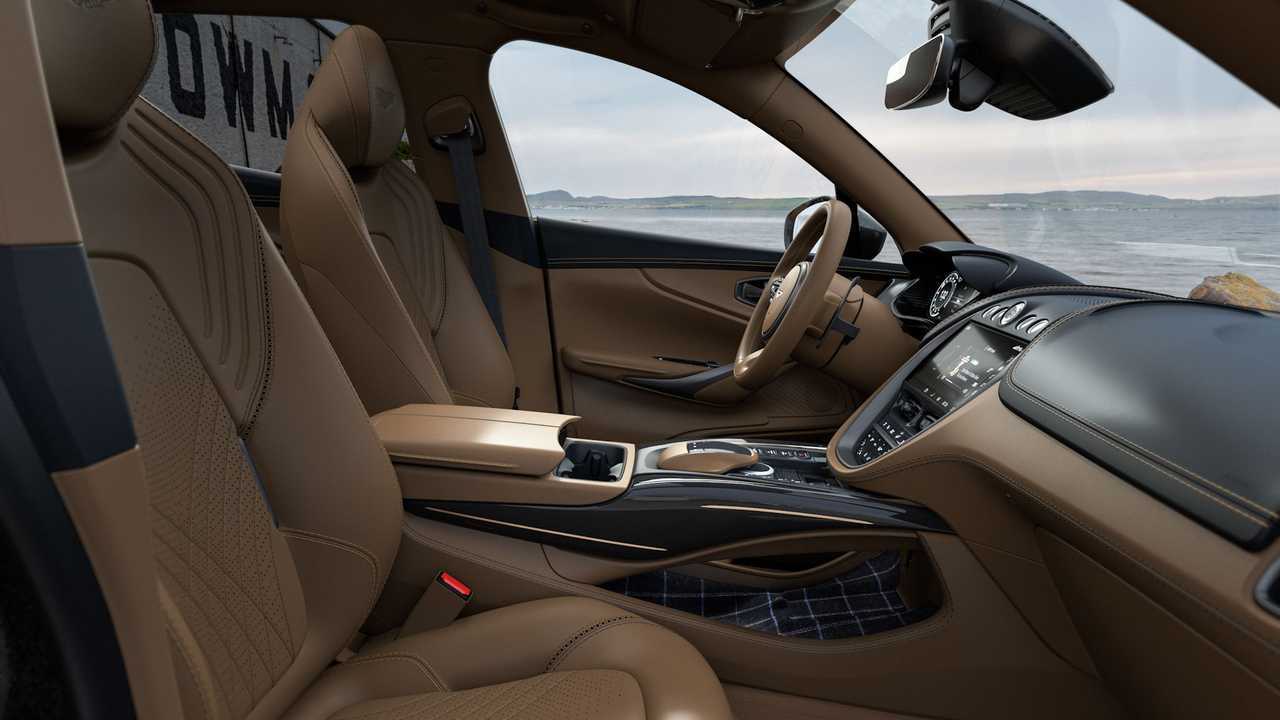 Aston Martin DBX Bowmore Edition by Q