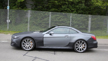 2016 Mercedes SL63 AMG facelift spy photo