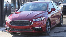 2017 Ford Fusion facelift spy photo